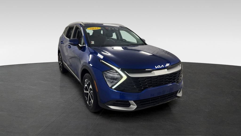 Used 2025 Kia Sportage EX AWD/4WD image 1