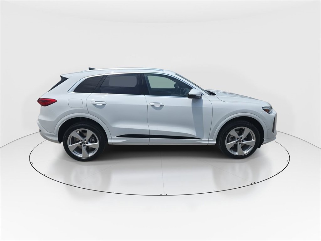 New 2025 Audi Q5 Premium Plus image 9