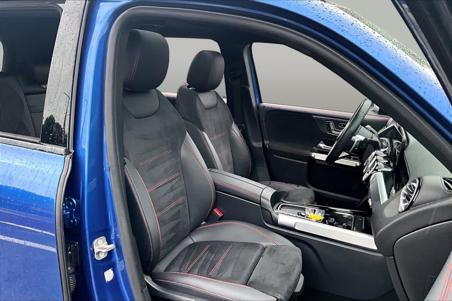 Certified 2024 Mercedes-Benz GLB 250 image 18