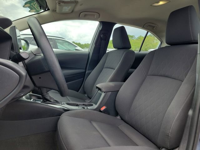 Used 2023 Toyota Corolla LE FWD image 16