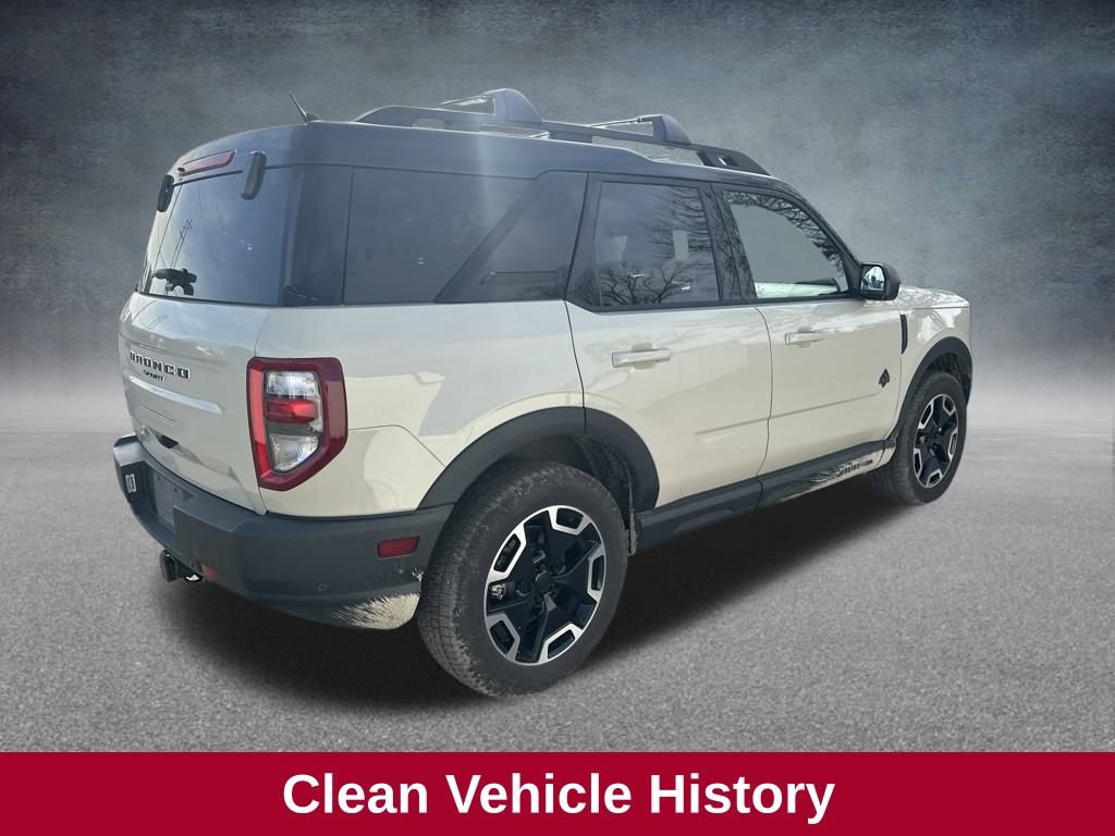 Used 2024 Ford Bronco Sport Outer Banks image 6