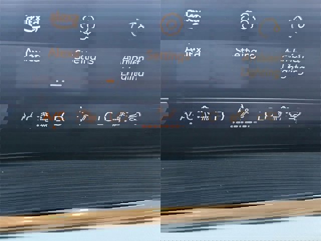 Certified 2025 Buick Envision Avenir image 15