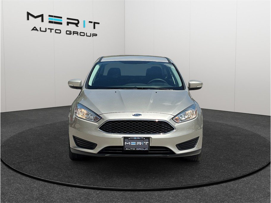 Used 2017 Ford Focus SE FWD image 3