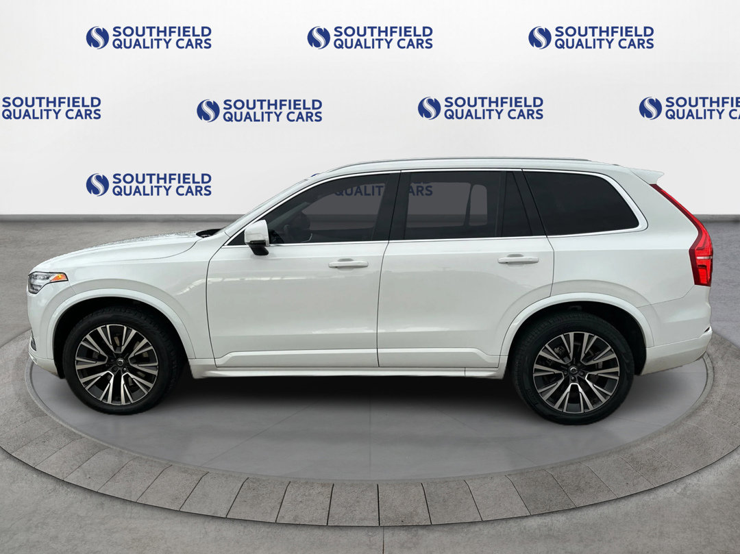 Used 2022 Volvo XC90 T5 Momentum w/ Protection Package Premier image 3