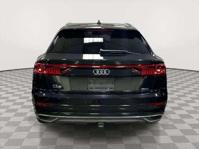 Used 2019 Audi Q8 Premium w/ Convenience Package AWD/4WD image 3