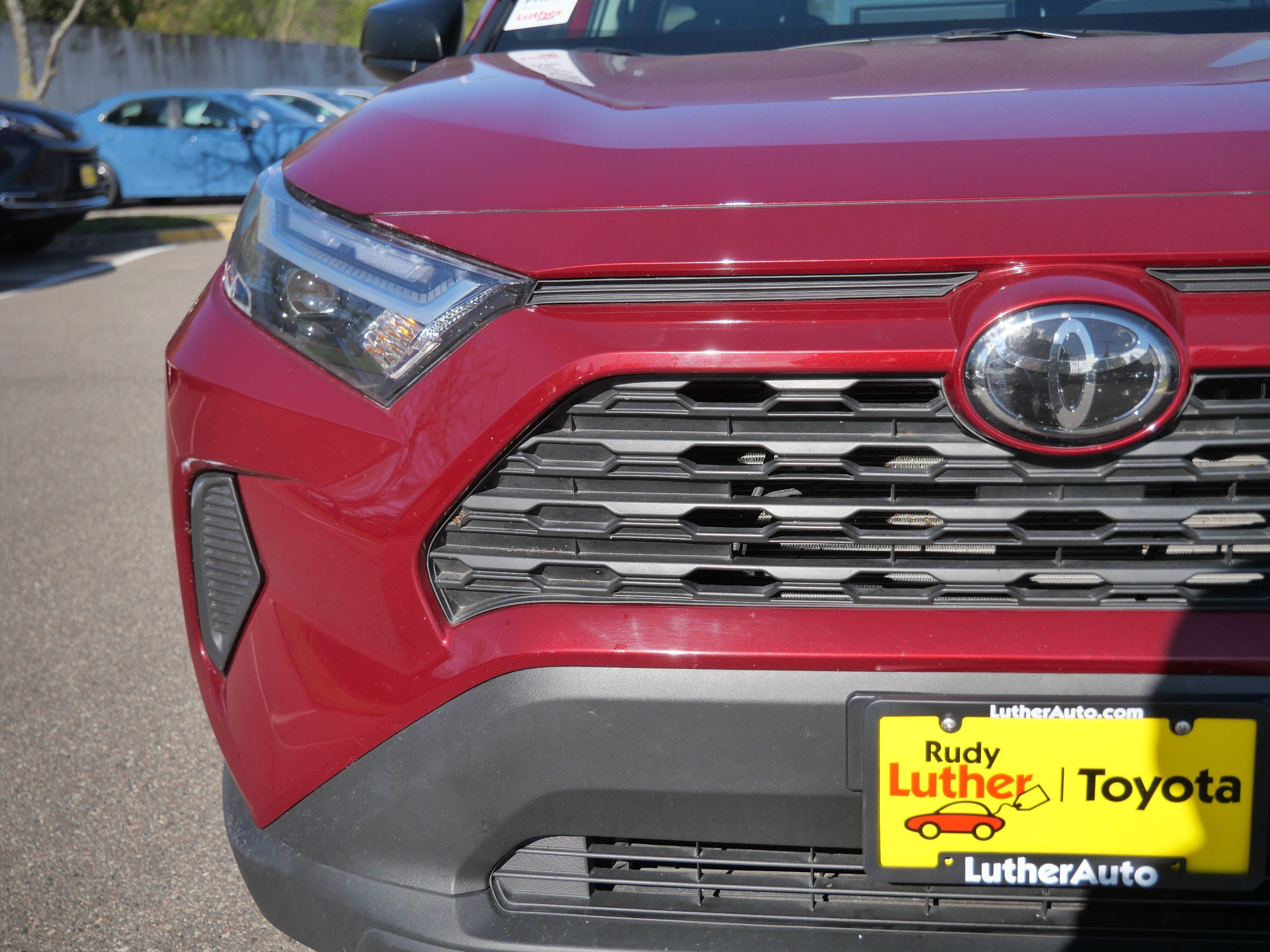 Certified 2025 Toyota RAV4 LE AWD/4WD image 17