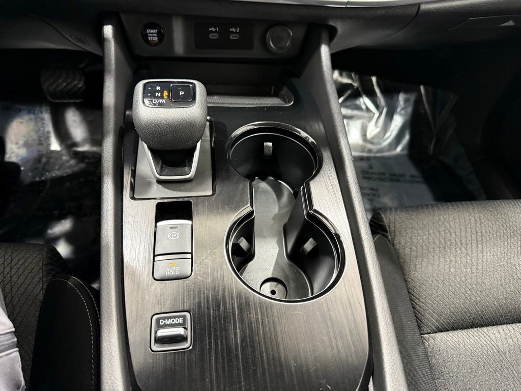 Used 2025 Nissan Rogue SV FWD image 37