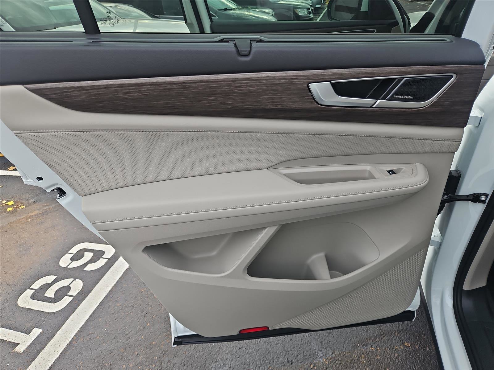 New 2026 Volkswagen Atlas SEL Premium R-Line image 24