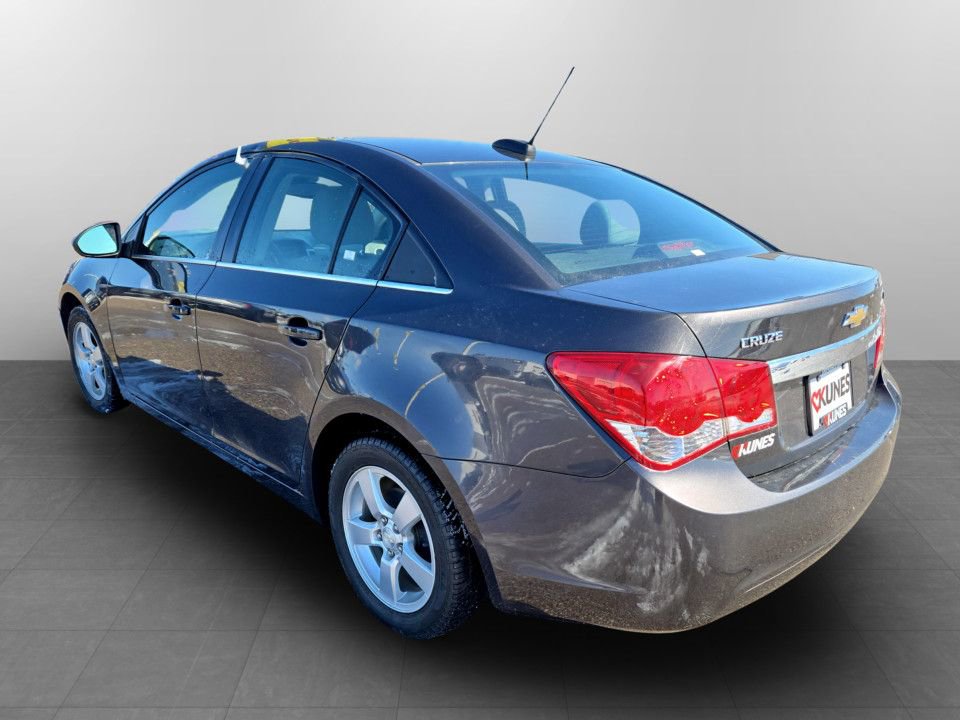 Used 2016 Chevrolet Cruze LT image 9