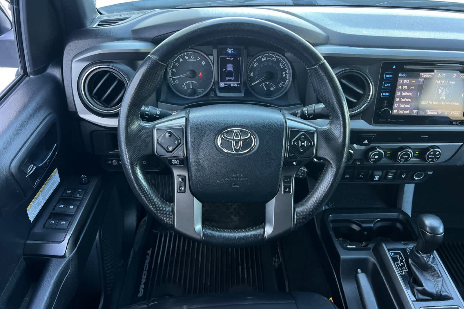 Used 2019 Toyota Tacoma TRD Off-Road w/ Technology Package AWD/4WD image 16
