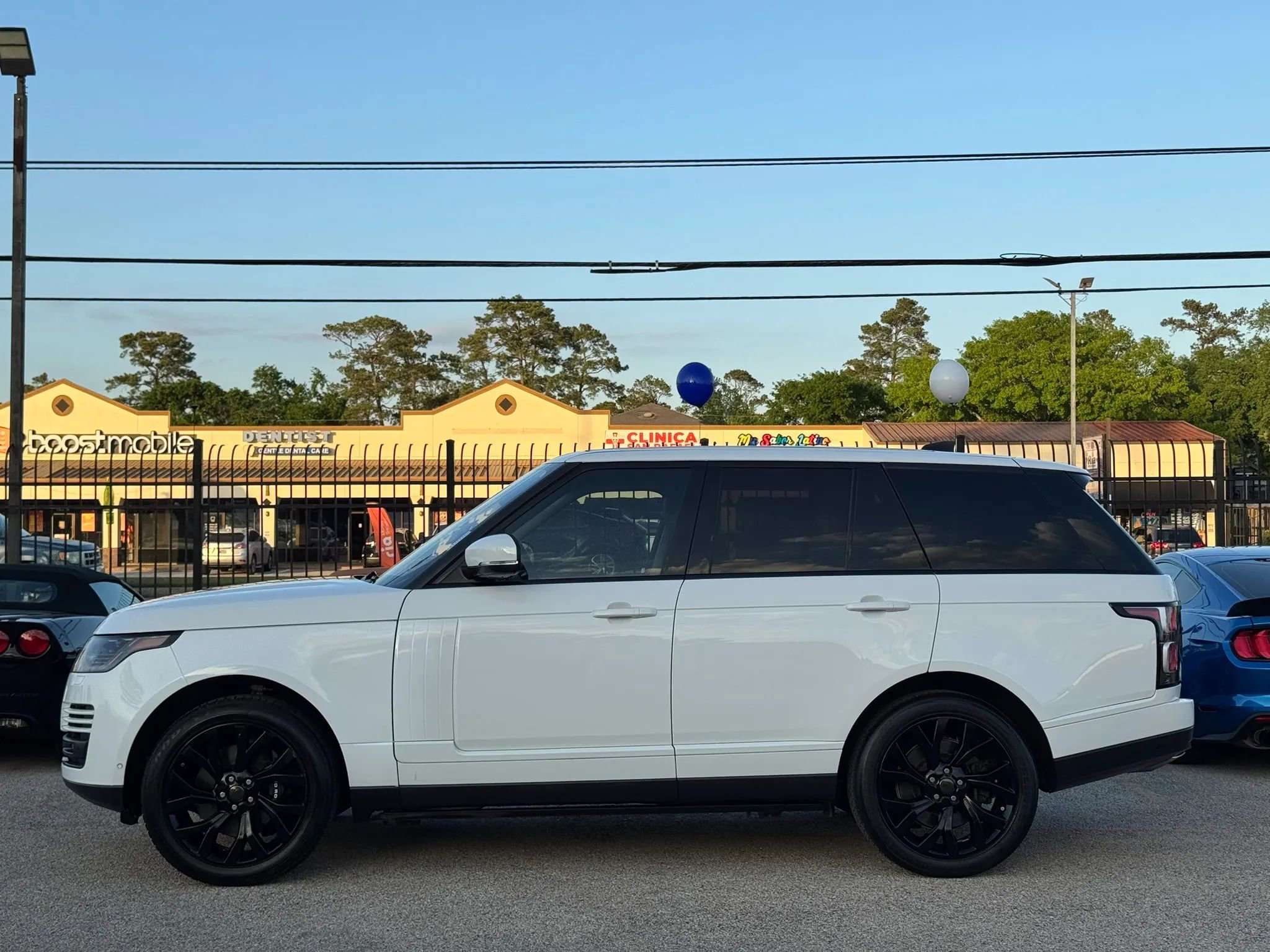 Used 2019 Land Rover Range Rover HSE AWD/4WD image 10