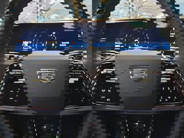 New 2026 Cadillac Optiq Luxury 1 image 17