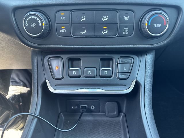 Used 2019 GMC Terrain SLE image 15