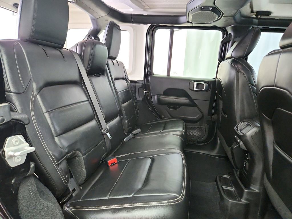 Used 2018 Jeep Wrangler Unlimited Sahara w/ Dual Top Group image 28