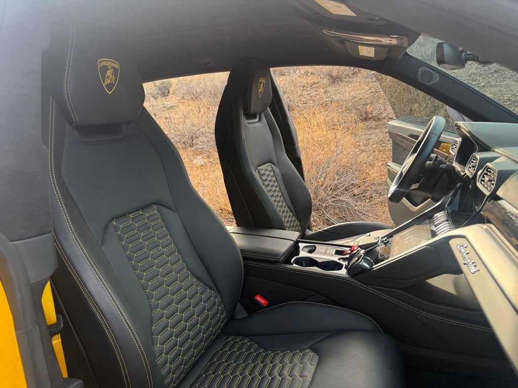 Used 2023 Lamborghini Urus S AWD/4WD image 26