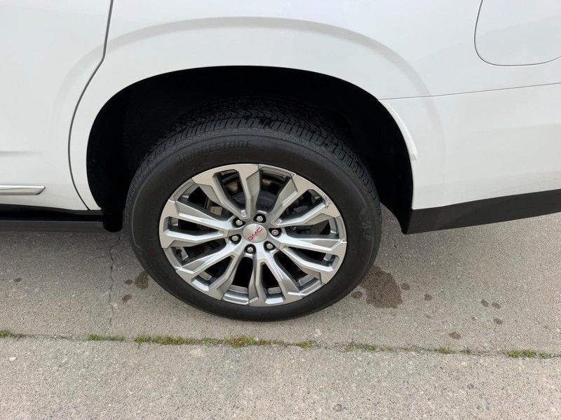 Used 2022 GMC Yukon Denali image 7