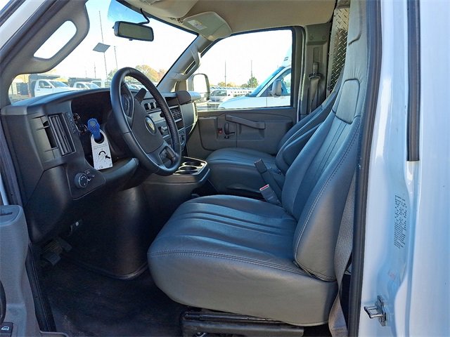 New 2023 Chevrolet Express 3500 w/ Power Convenience Package image 6