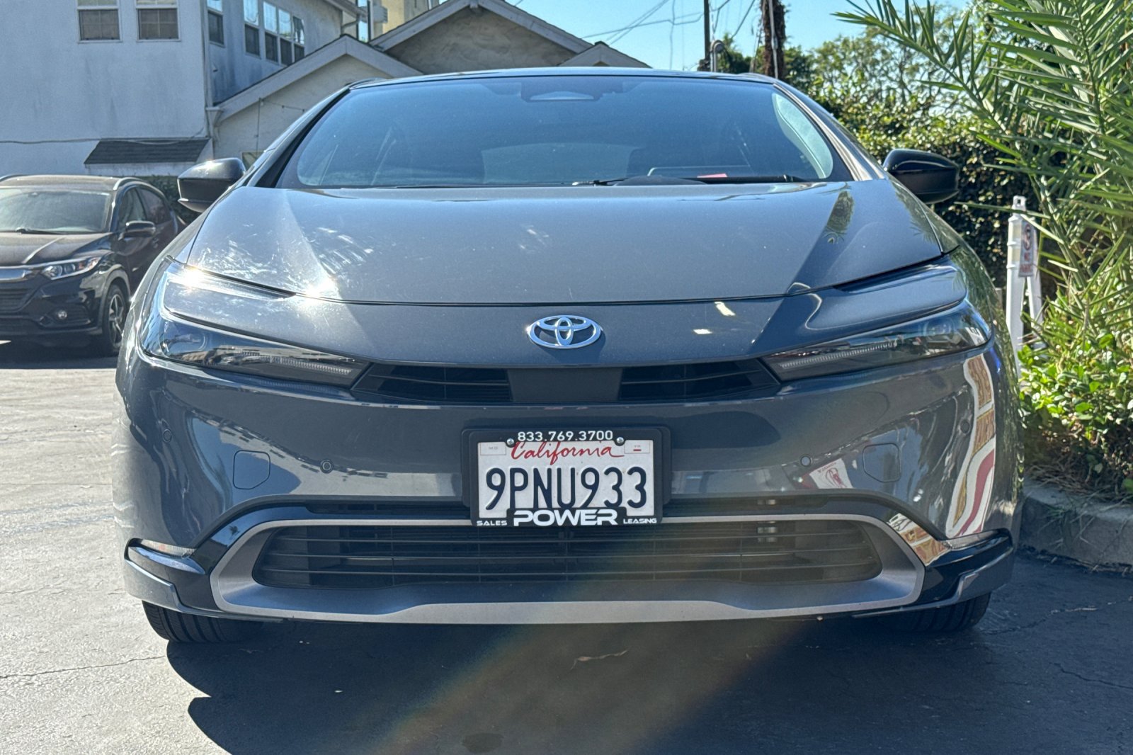 Used 2024 Toyota Prius XLE FWD image 3