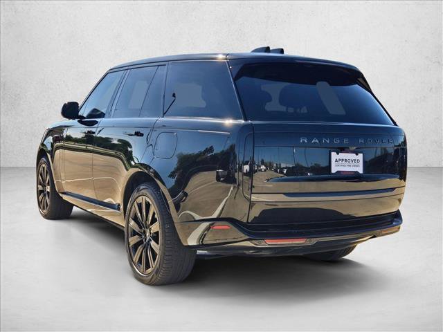 Used 2025 Land Rover Range Rover SE AWD/4WD image 8