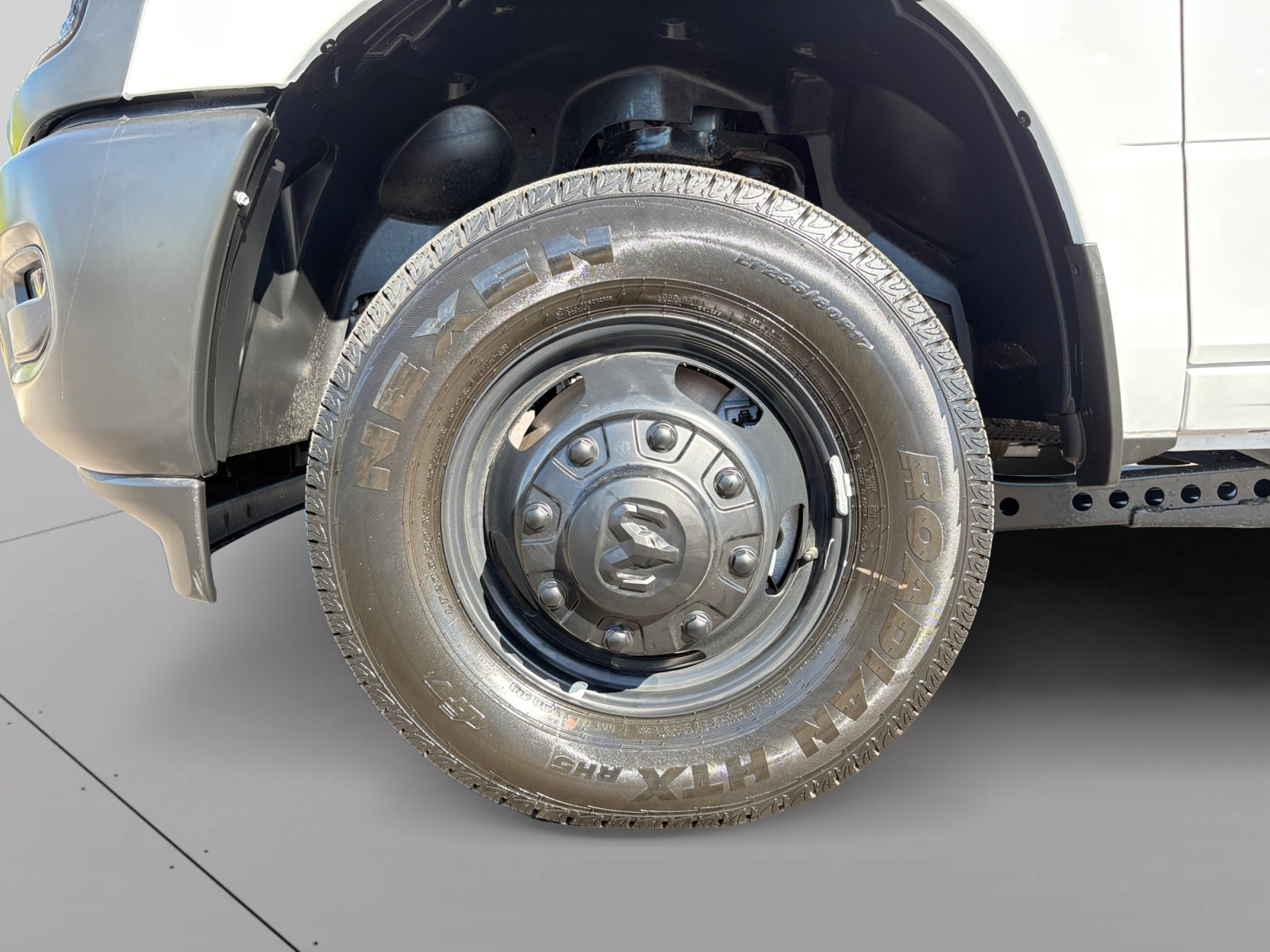 New 2026 RAM 3500 Tradesman AWD/4WD image 9