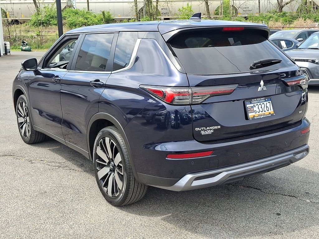Used 2025 Mitsubishi Outlander SE AWD/4WD image 7