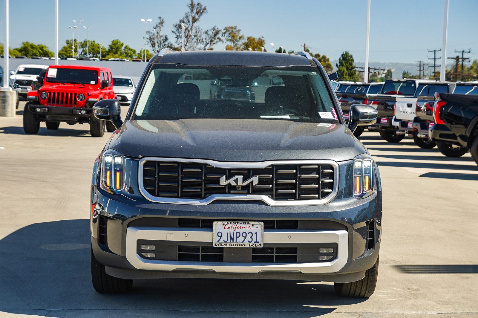 Used 2024 Kia Telluride SX Prestige AWD/4WD image 2