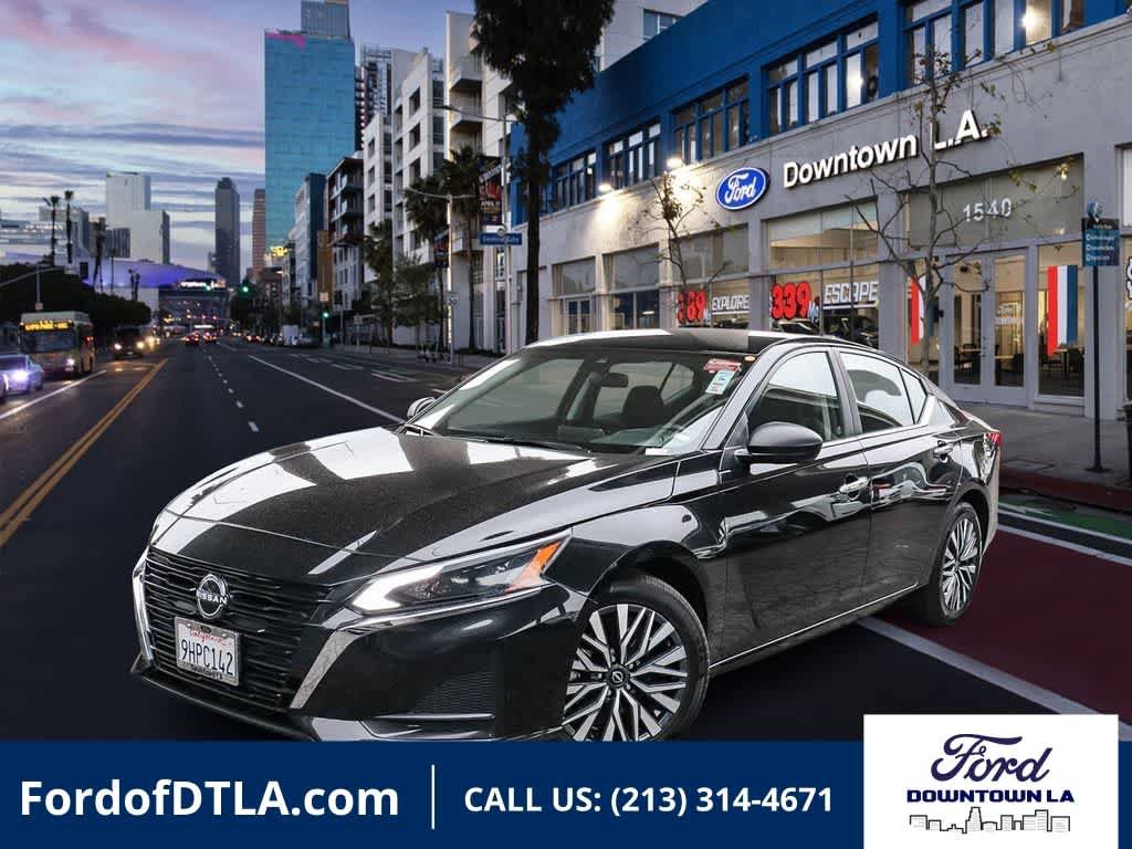 Used 2024 Nissan Altima 2.5 SV