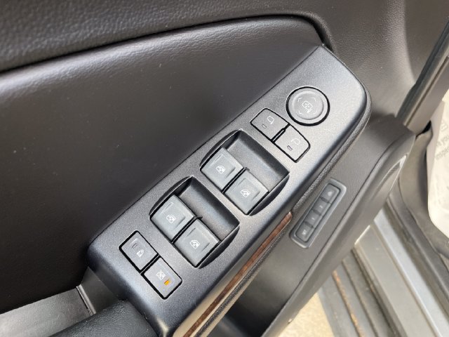 Used 2018 Chevrolet Tahoe LT AWD/4WD image 21