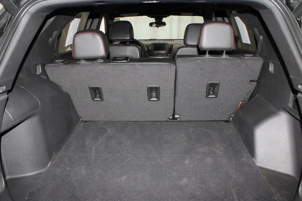 Used 2023 Chevrolet Equinox RS FWD image 18