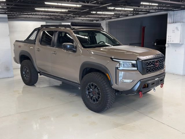 Used 2023 Nissan Frontier PRO-4X w/ Pro-4X Premium Package AWD/4WD image 3