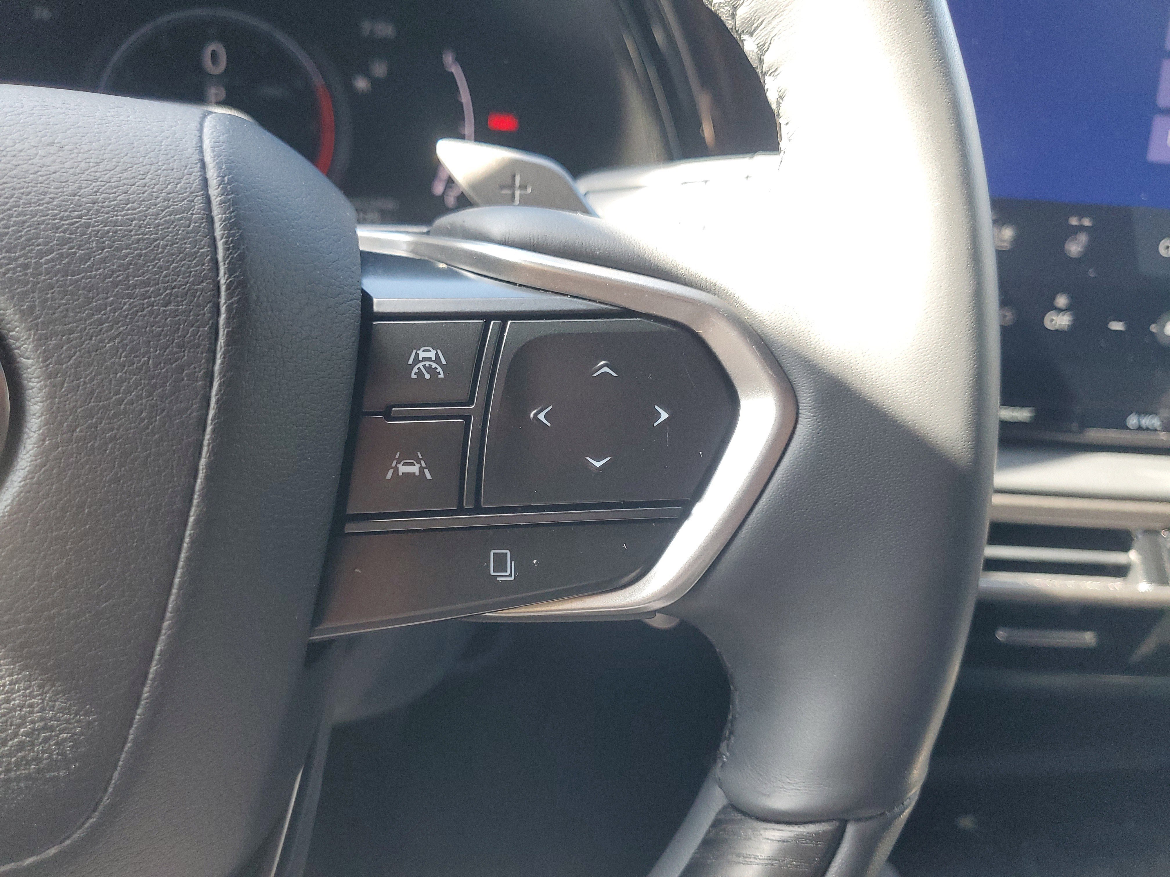 Used 2024 Lexus RX 350 AWD image 23