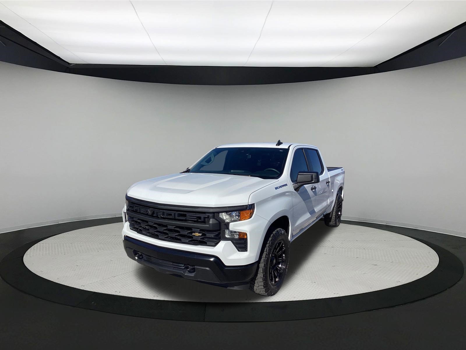 Used 2024 Chevrolet Silverado 1500 W/T AWD/4WD image 4