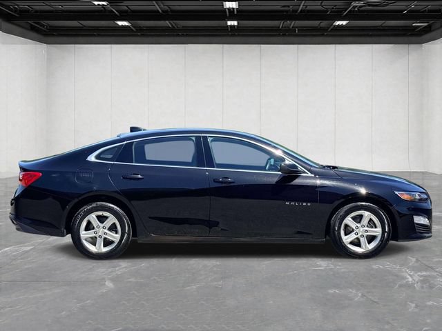 Used 2023 Chevrolet Malibu LT w/ Driver Confidence Package FWD image 4