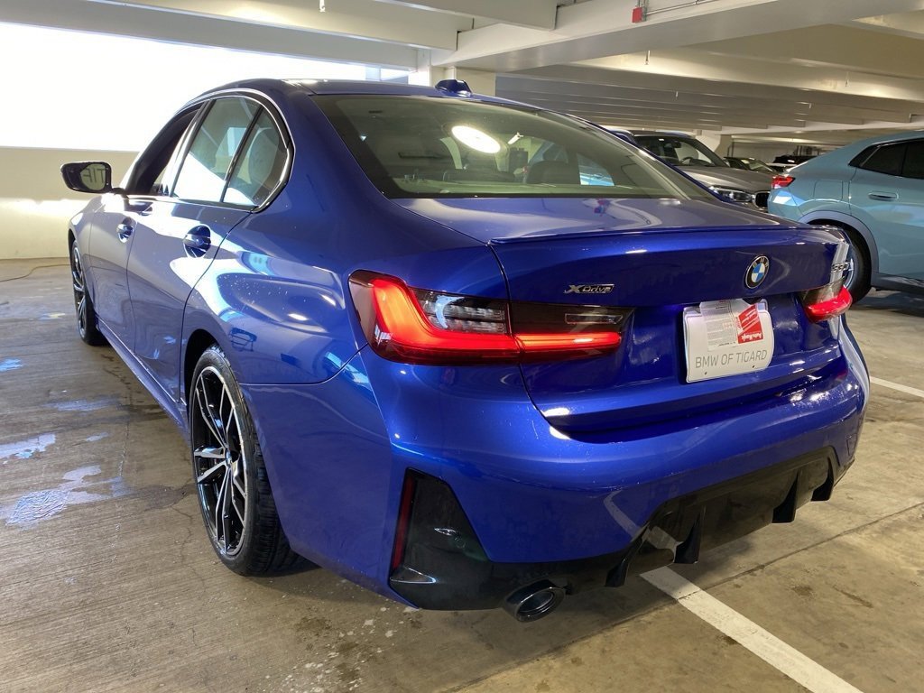 Used 2023 BMW 330i xDrive Sedan w/ M Sport Package image 3