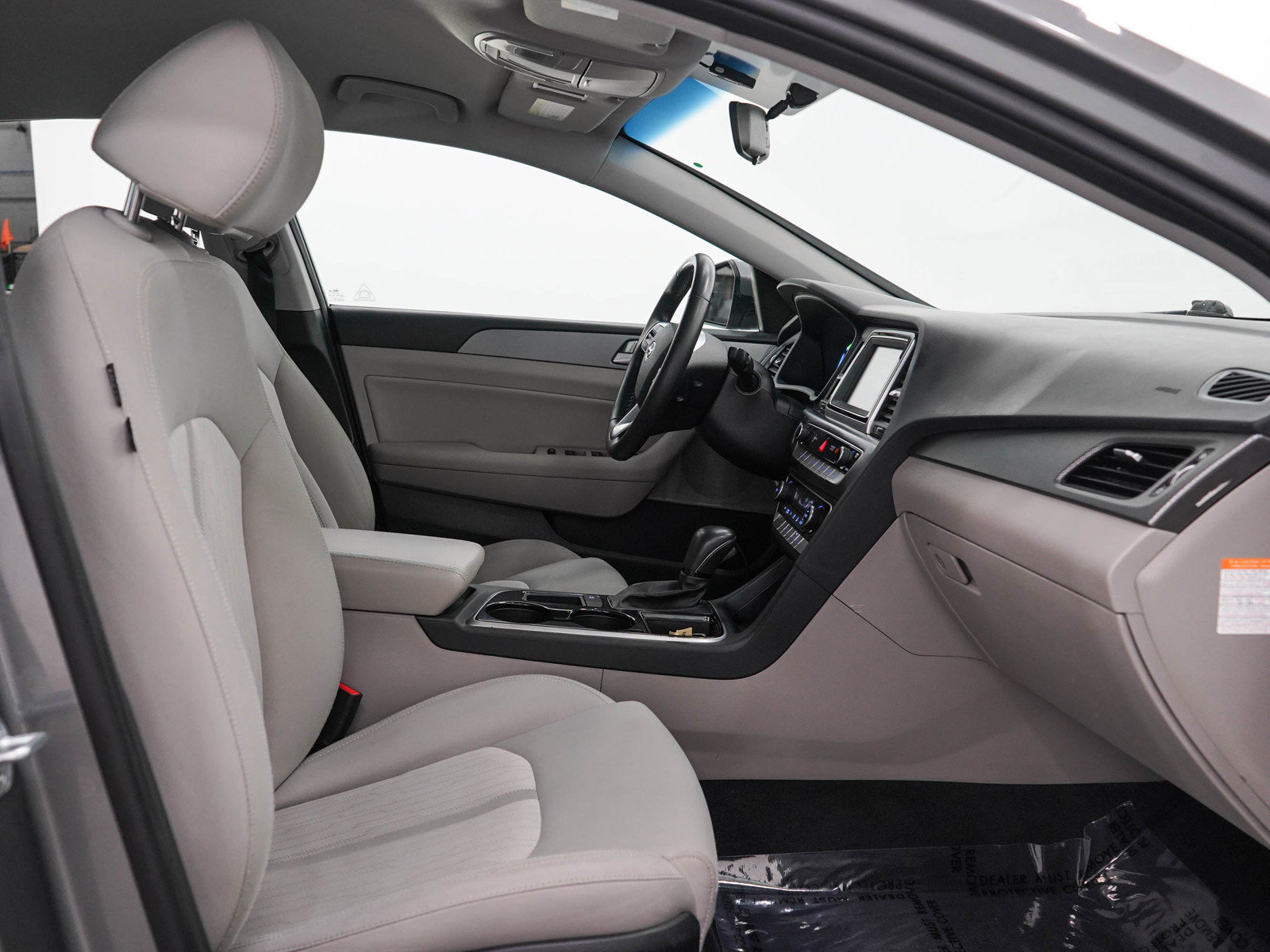 Used 2018 Hyundai Sonata SE FWD image 11