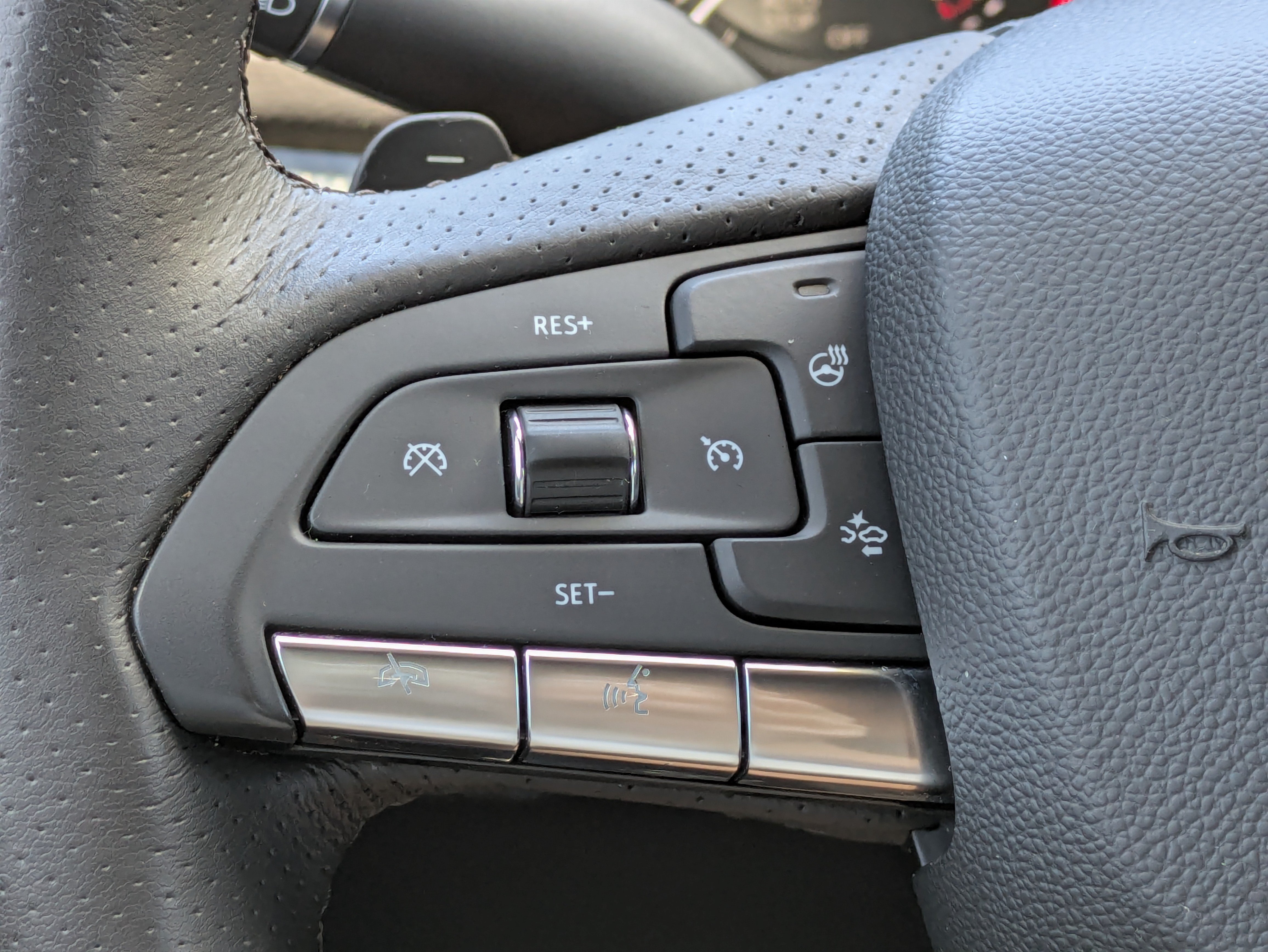 Certified 2023 Cadillac XT4 Sport AWD/4WD image 21