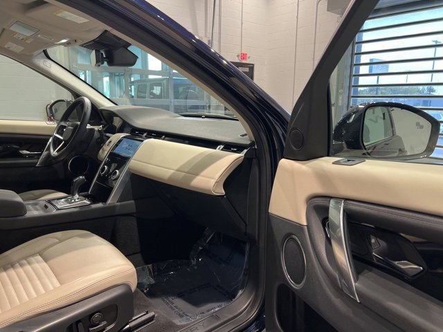 Used 2023 Land Rover Discovery Sport S image 49
