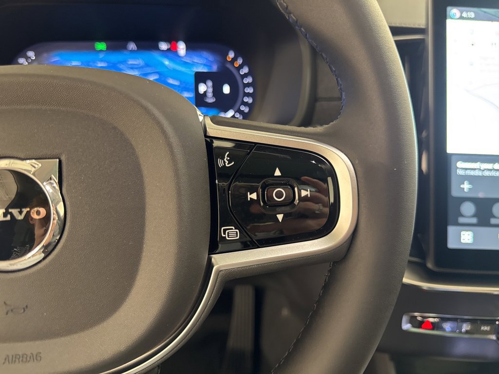 New 2026 Volvo XC90 B6 Plus w/ Protection Package AWD/4WD image 10