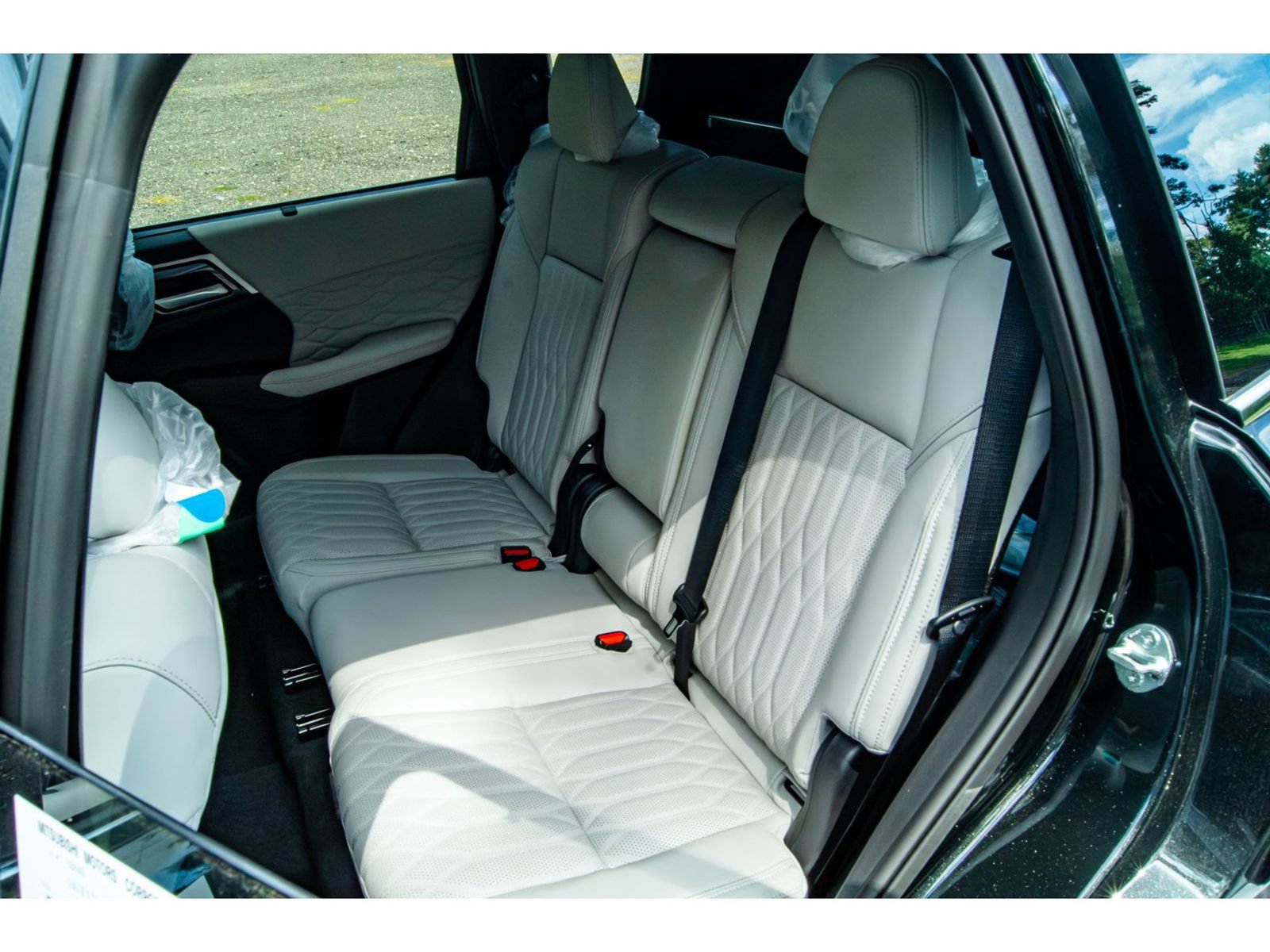 New 2025 Mitsubishi Outlander SEL AWD/4WD image 14