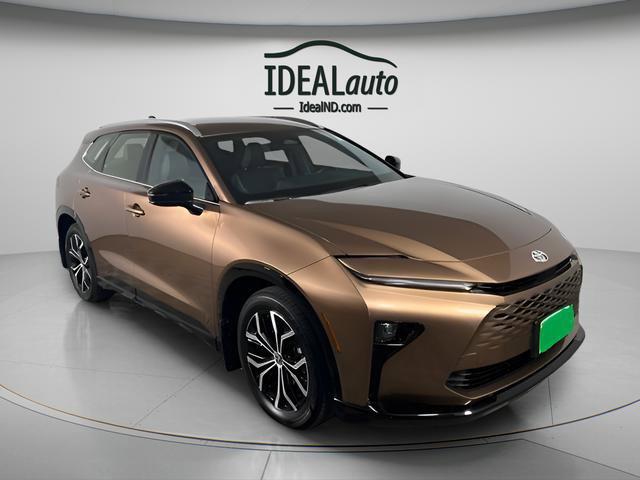 Used 2025 Toyota Crown Signia image 1