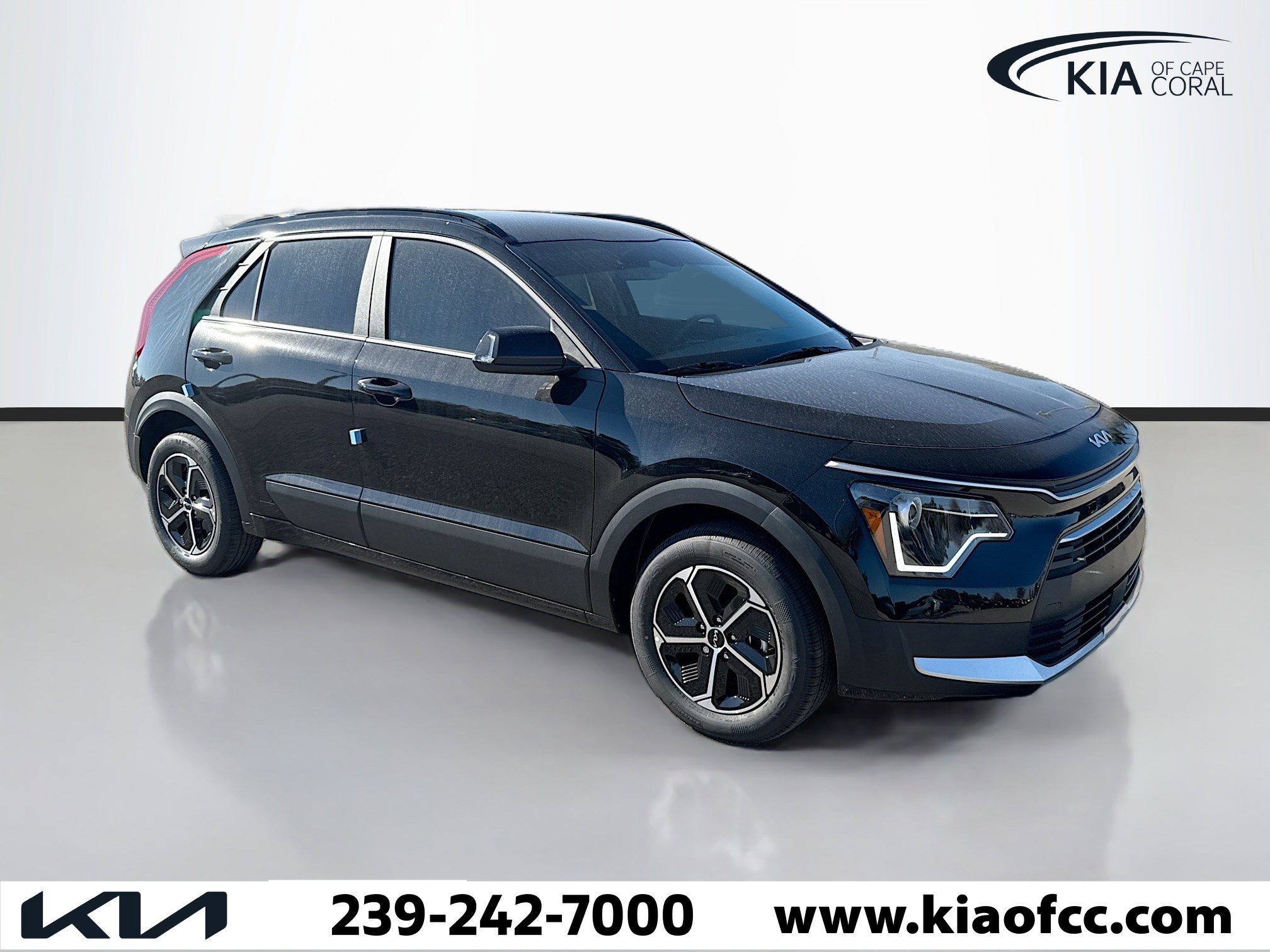 New 2026 Kia Niro EX FWD image 1
