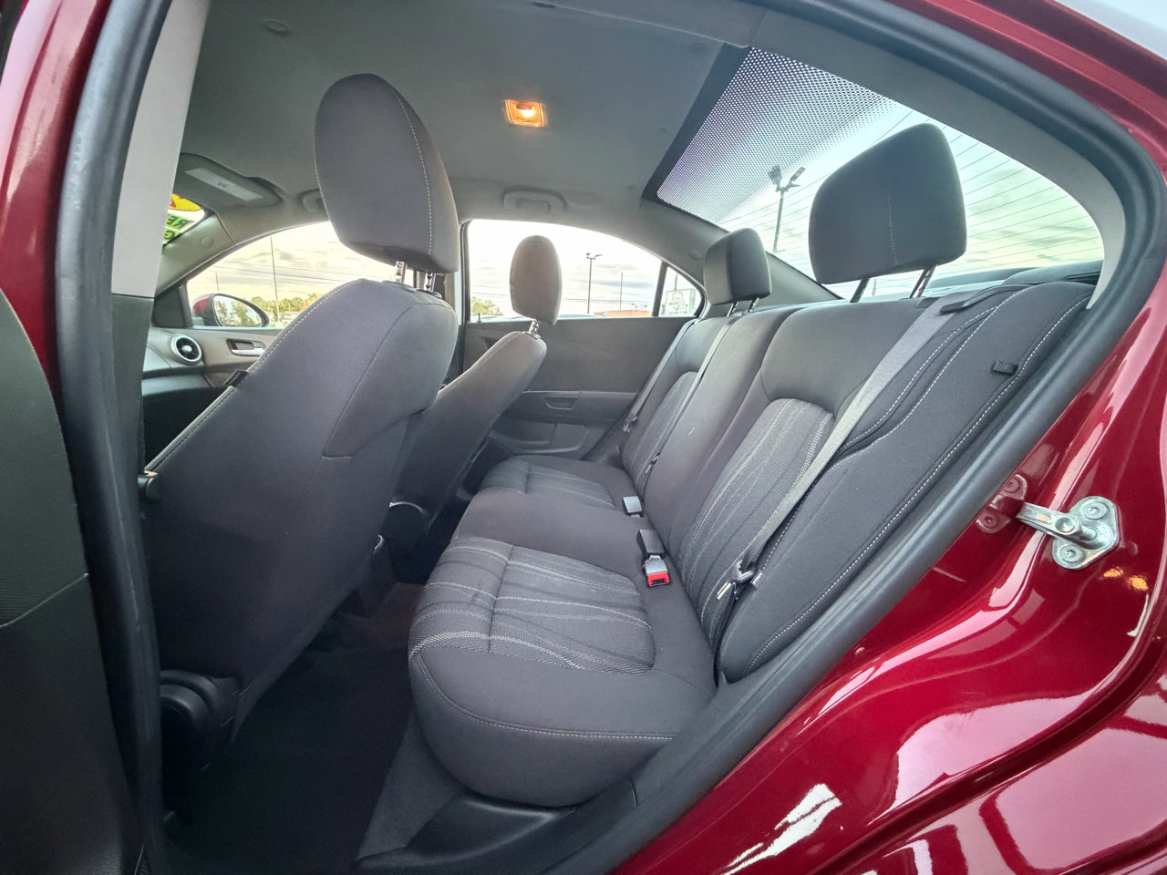 Used 2018 Chevrolet Sonic LT w/ Convenience Package image 13