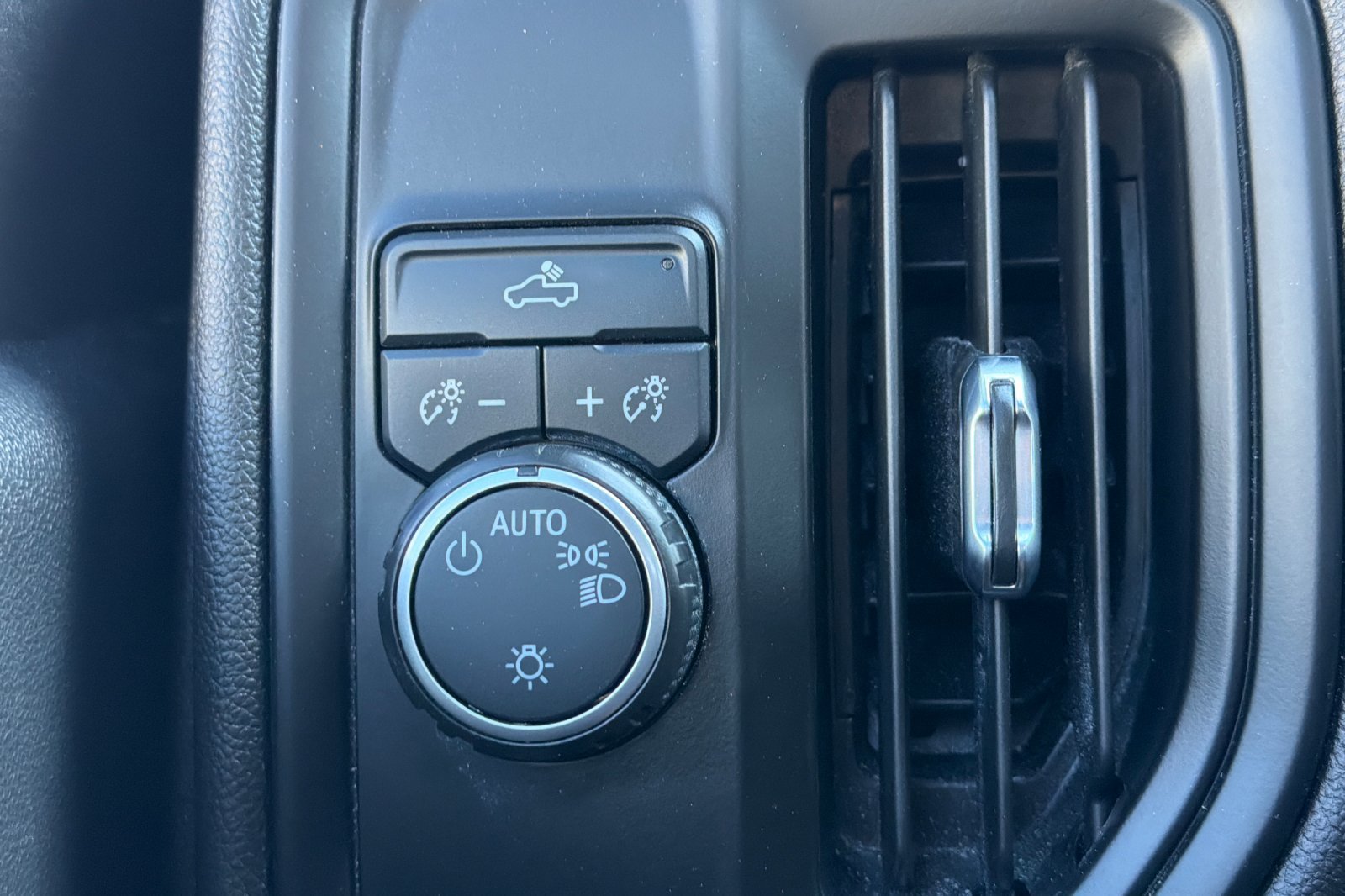 Used 2020 Chevrolet Silverado 2500 W/T w/ WT Convenience Package RWD image 33