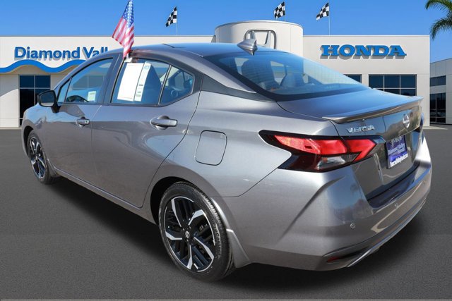 Used 2025 Nissan Versa SR w/ Trunk Package image 4