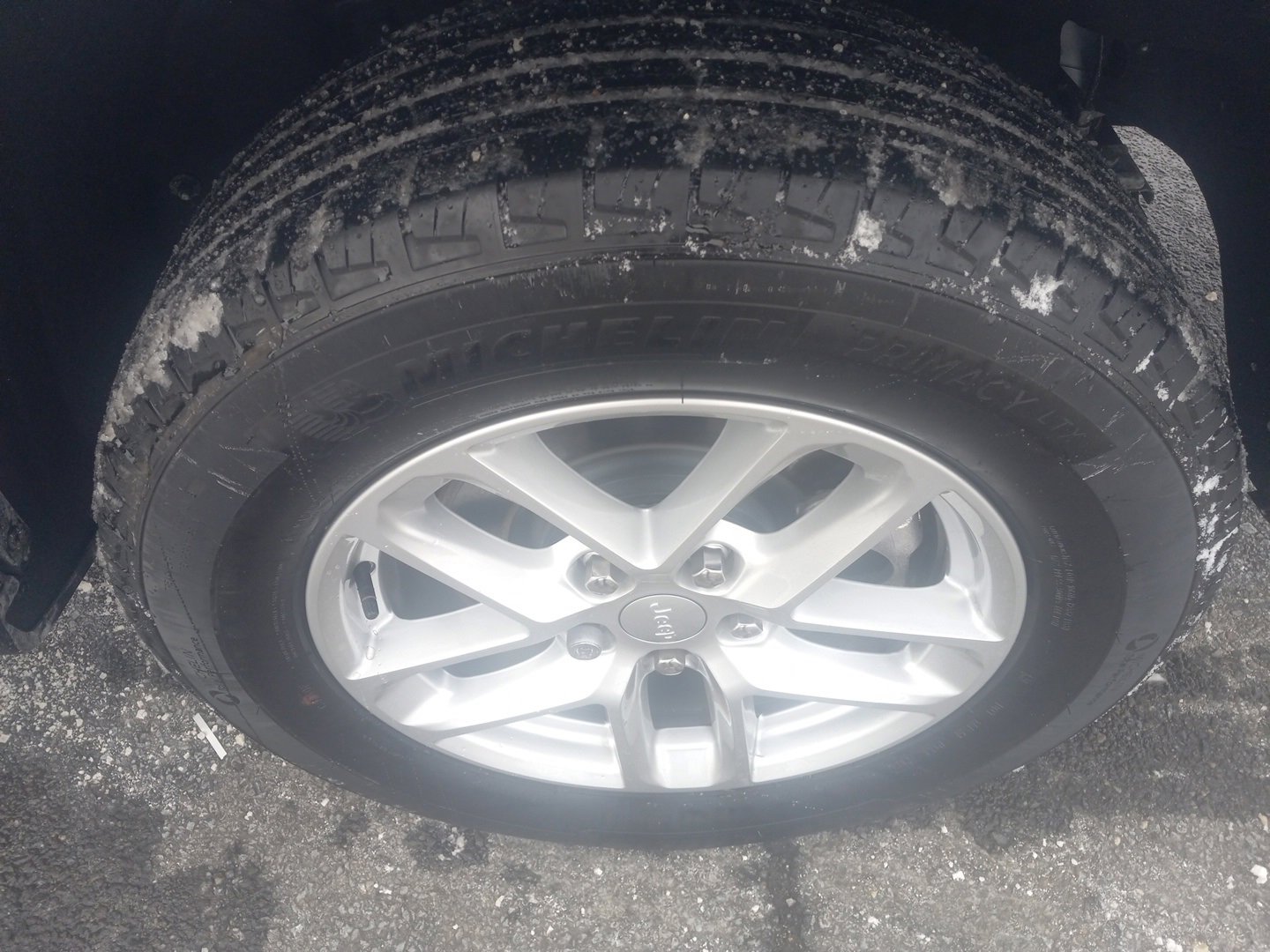 Used 2024 Jeep Grand Cherokee L Laredo w/ Luxury Tech Group I image 26