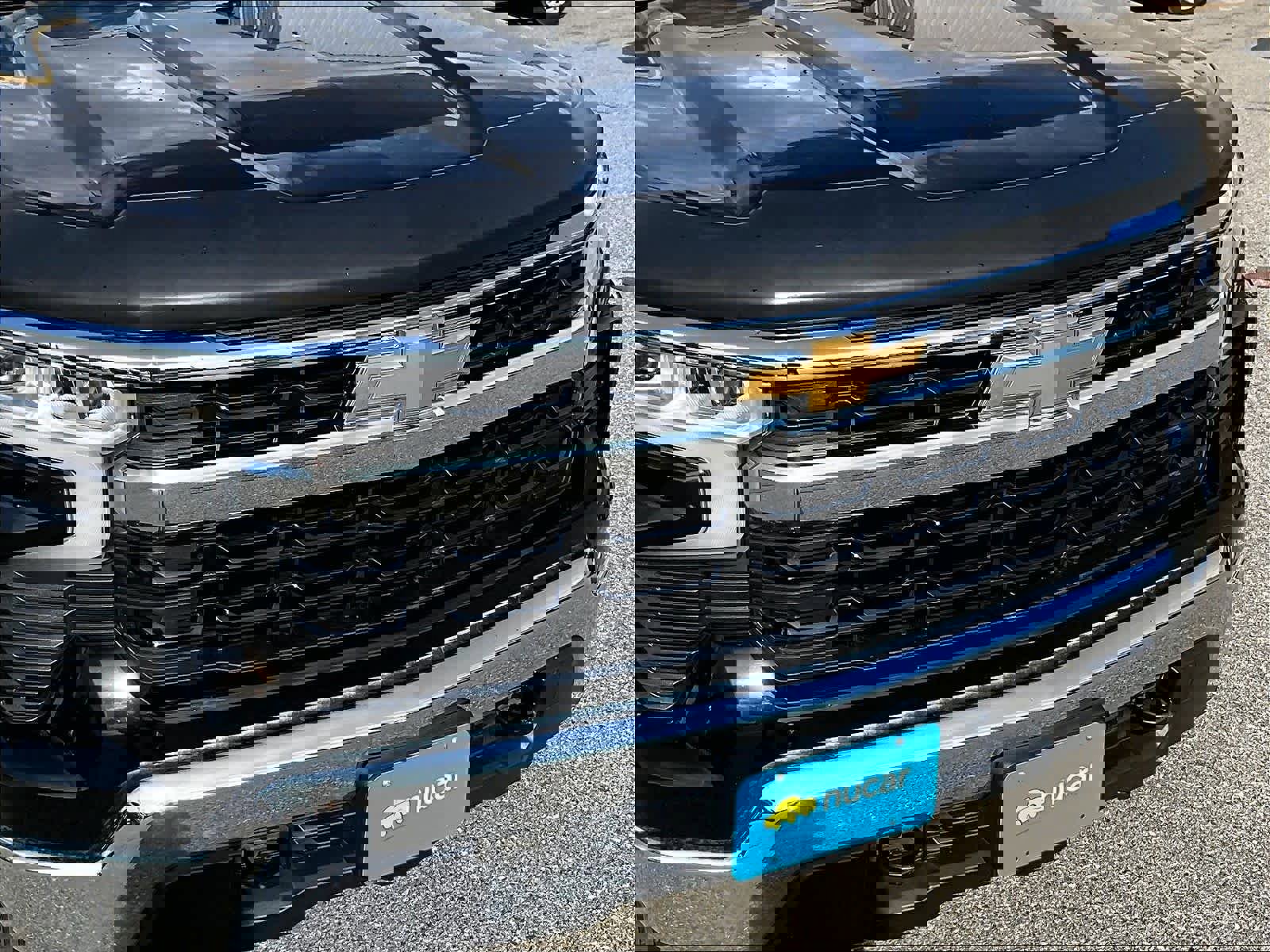 Used 2023 Chevrolet Silverado 1500 LT AWD/4WD image 31