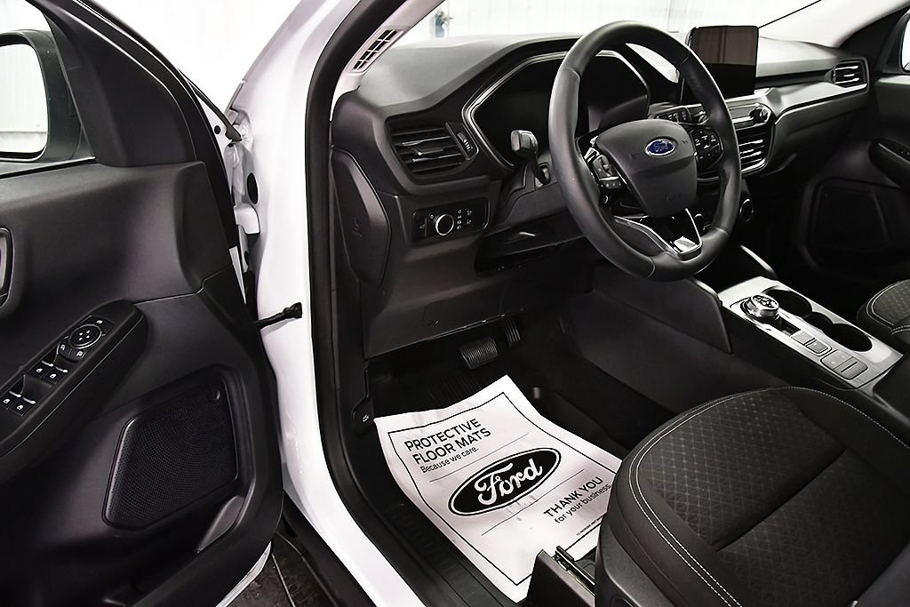 Used 2024 Ford Escape Active AWD/4WD image 16