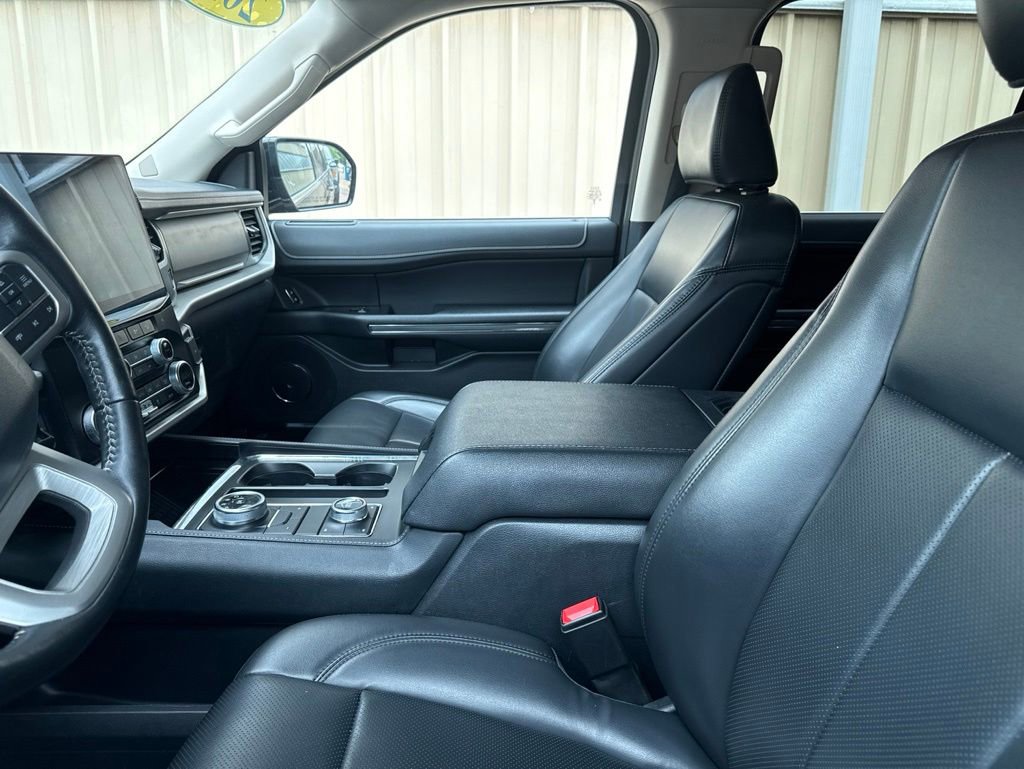 Used 2024 Ford Expedition Max XLT AWD/4WD image 5