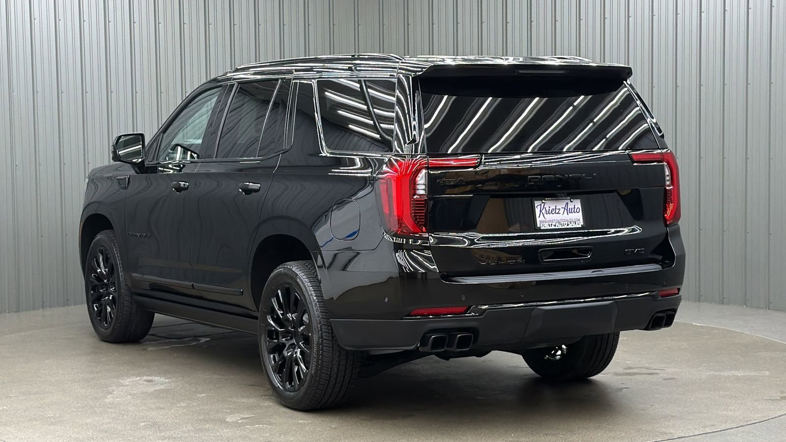 Used 2026 GMC Yukon Denali w/ Sun & Power Step Package AWD/4WD image 3