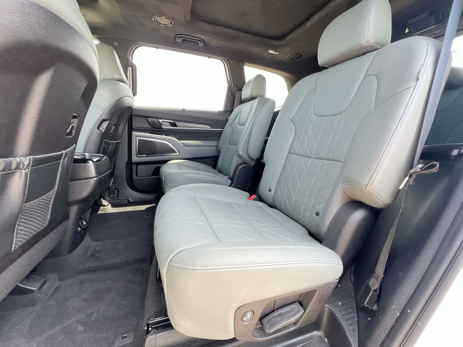 Used 2024 Kia Telluride SX Prestige X-Line AWD/4WD image 19